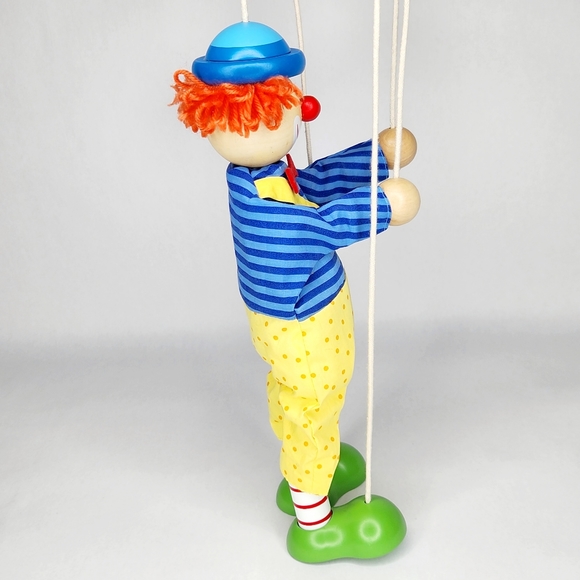 Wooden Clown Marionette 🤡 - Picture 5 of 5